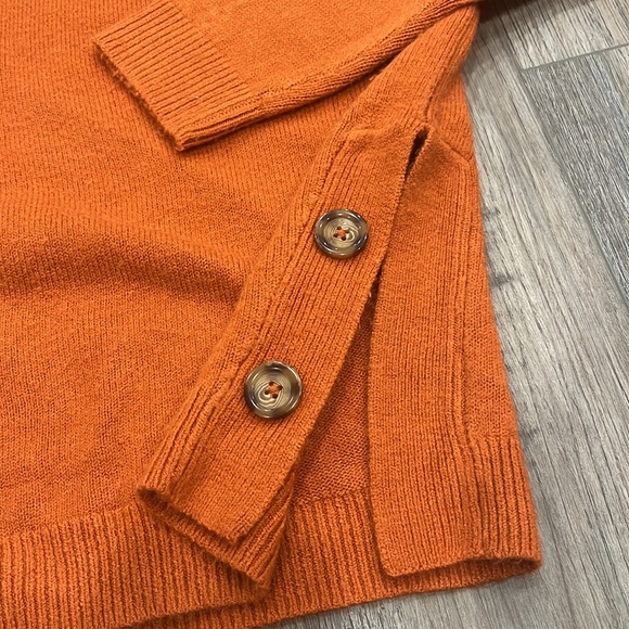 Soft Crew Neck Sweater - Picture 4 of 6